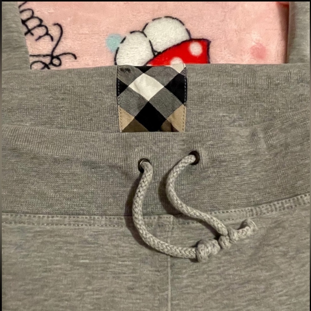burberry wide leg sweats!